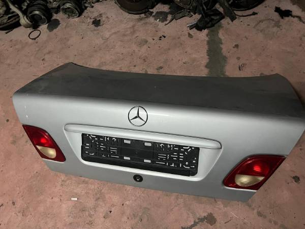 MERCEDES W210 BAGAJ KAPAĞI ORJİNAL ÇIKMA - ERCAN TİCARET yedek parça