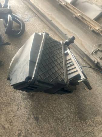 MERCEDES W210 SİGORTA KUTU GÖVDESİ ÇIKMA ORJİNAL 2105400924 - ERCAN TİCARET çıkma orjinal yedek parça