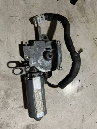 MERCEDES W211 SUNROOF MOTORU ÇIKMA ORJİNAL 2038203142 - ERCAN TİCARET çıkma yedek parça