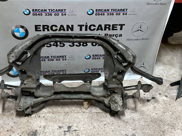 MERCEDES W220 ÖN MOTOR TRAVERSİ